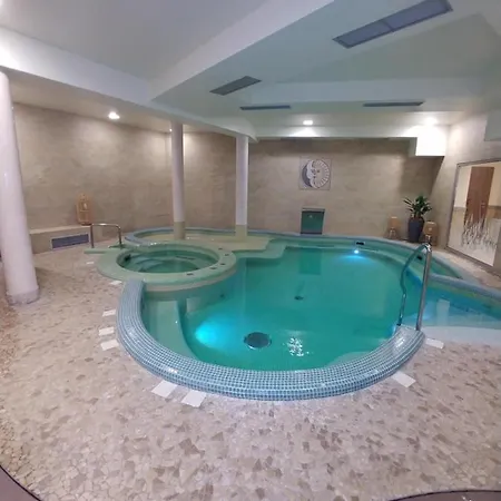 Apart-spa Gorace Zrodla アパート